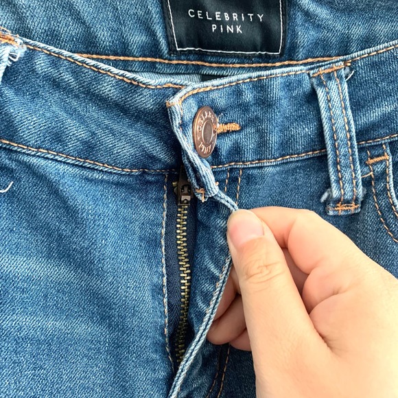 3/$15 Celebrity Pink Embellished Distressed Jeans in Plain Jane Medium Wash - Picture 3 of 9